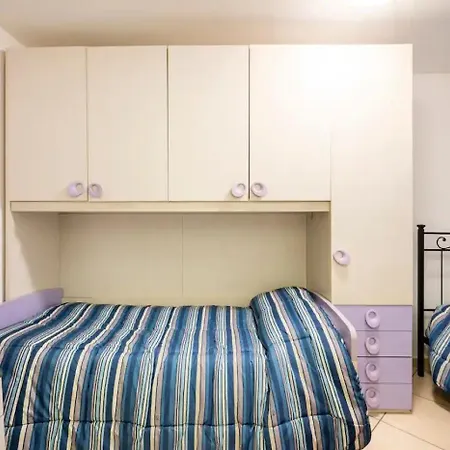 Apartament And Life