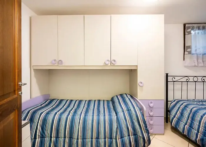 Apartment And Life