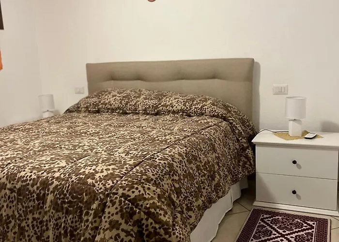 And Life Apartment *